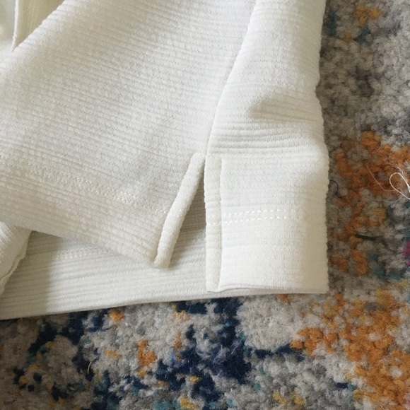 J crew NWT! | Textured button-front tank cream - Picture 7 of 7